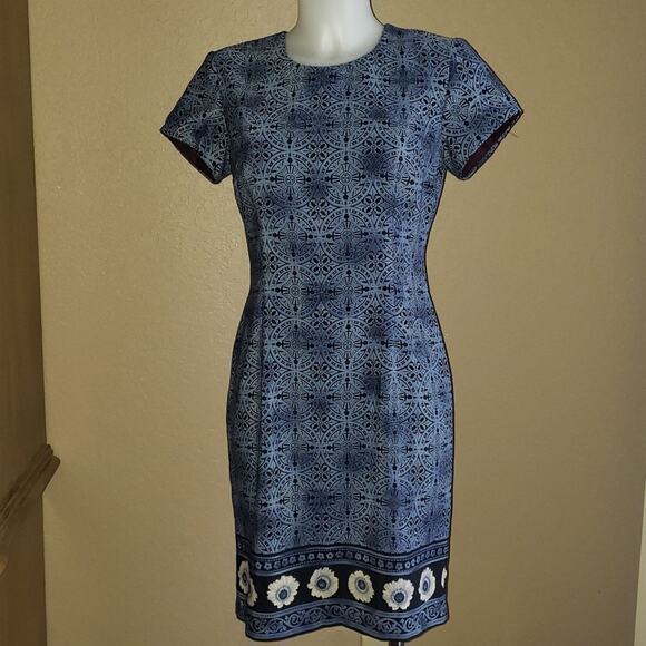 Sherri Martin New York Short Sleeve Mid-Length Dress - Picture 1 of 8